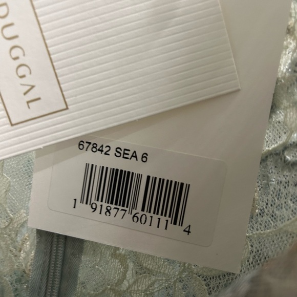 Mac Duggal 67842 NWT BELL SLEEVE FLORAL EMBELLISHED GOWN - Picture 9 of 15